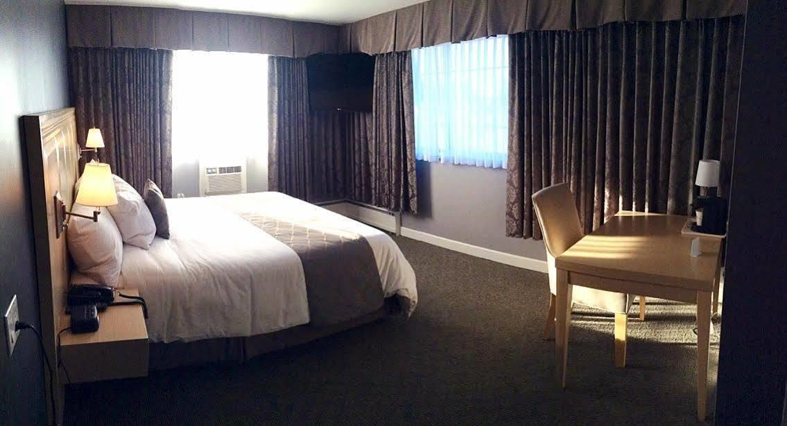 Red Lion Inn & Suites אבוטספורד מראה חיצוני תמונה