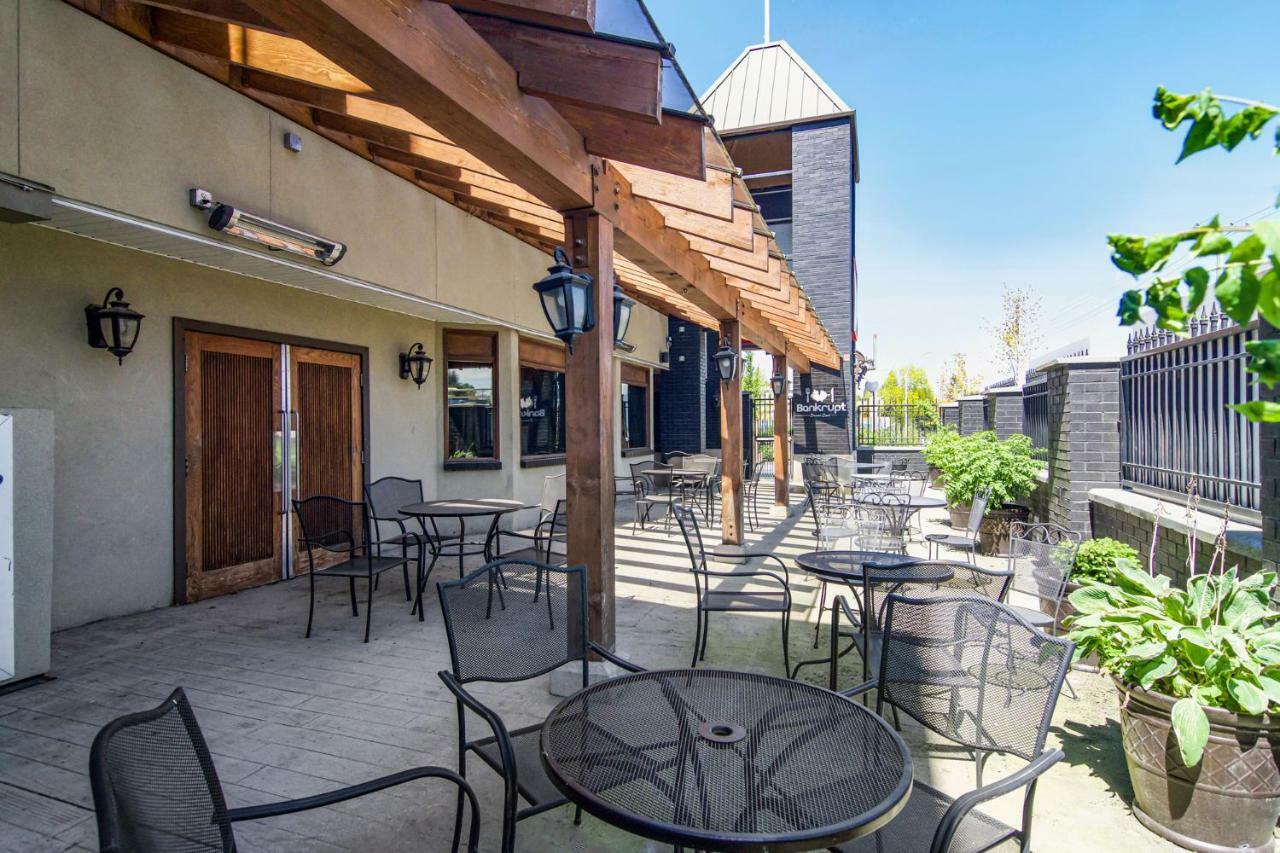 Red Lion Inn & Suites אבוטספורד מראה חיצוני תמונה