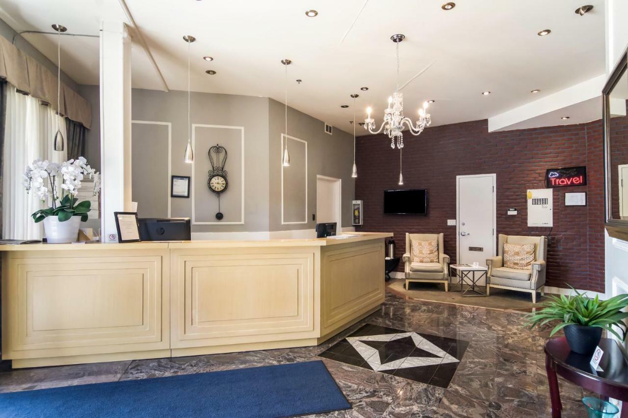 Red Lion Inn & Suites אבוטספורד מראה חיצוני תמונה