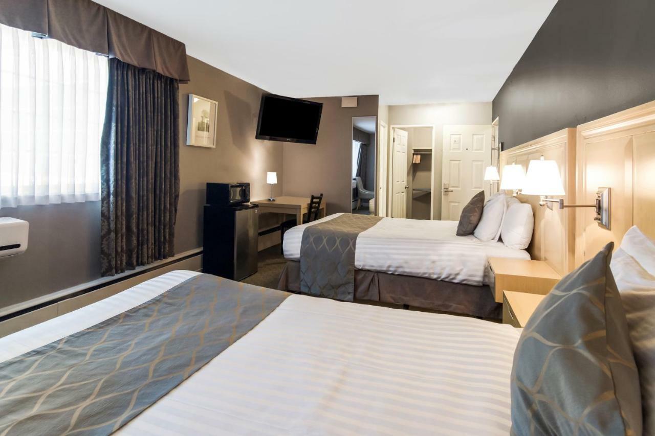 Red Lion Inn & Suites אבוטספורד מראה חיצוני תמונה